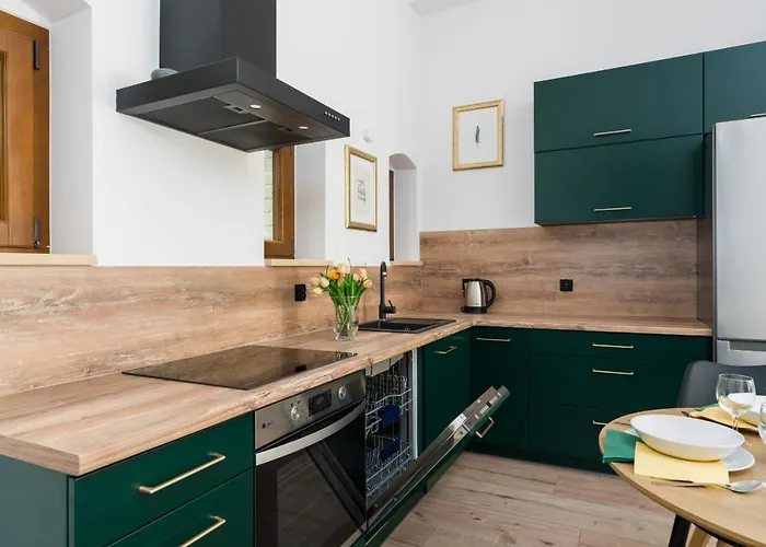 Appartamento Kamienica Chelmonskiego 10 Przy Mtp By Renters