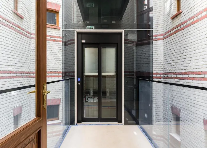 Appartamento Kamienica Chelmonskiego 10 Przy Mtp By Renters Poznań